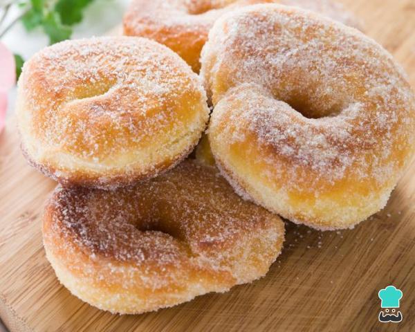 Receita fácil de rosquinha frita para as crianças