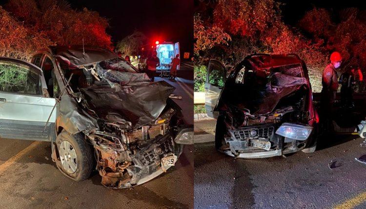Motorista atropela três vacas e mulher e filha são levadas para a Santa Casa