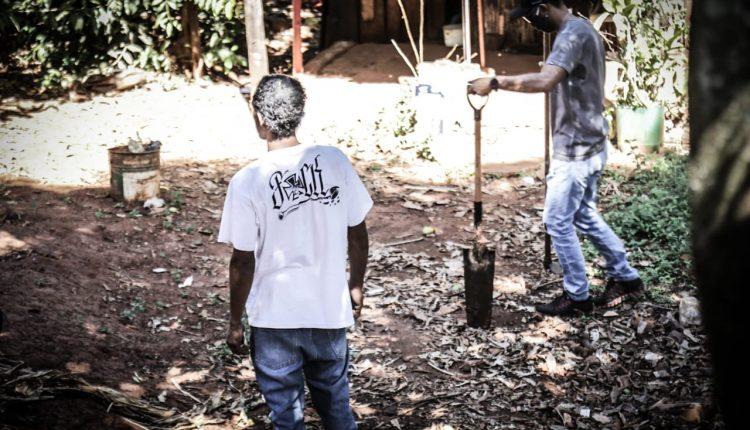 Morto a tiros, Ricardo estava desaparecido há dez dias e foi queimado em cima de colchão no Colibri