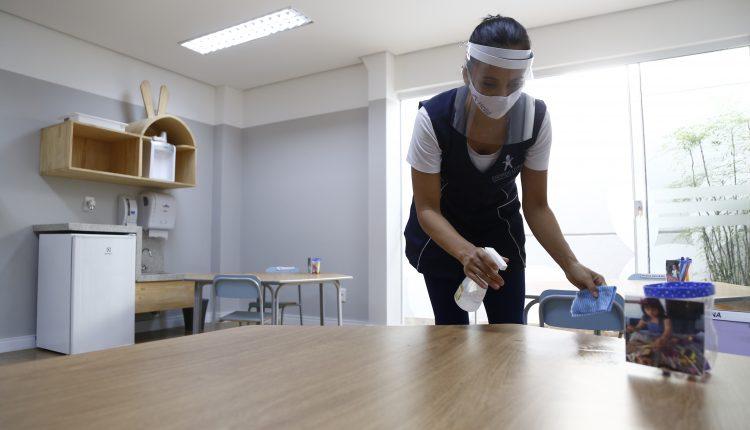Escolas particulares se adaptam e já aguardam volta às aulas em Campo Grande