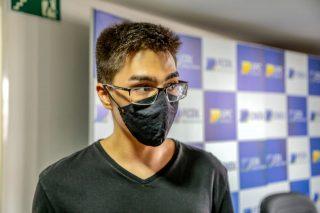 Feirão atrai de jovens a próximos da aposentadoria e expõe dificuldades do desemprego