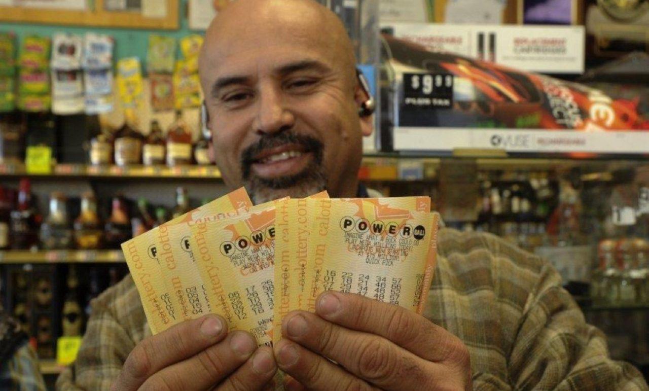 É assim que os brasileiros podem jogar para ganhar um prêmio de US$ 127 milhões em um Jackpot americano