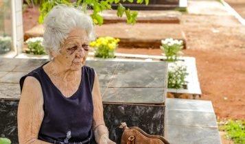 Devido à pandemia, campo-grandenses 'antecipam' o Dia de Finados para manter tradição de visitas a cemitérios