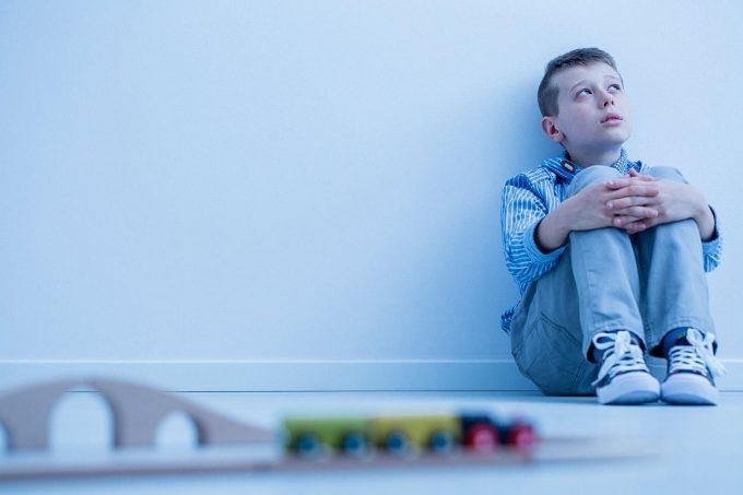 Instituto arrecada brinquedos e explica as necessidades das crianças autistas no isolamento