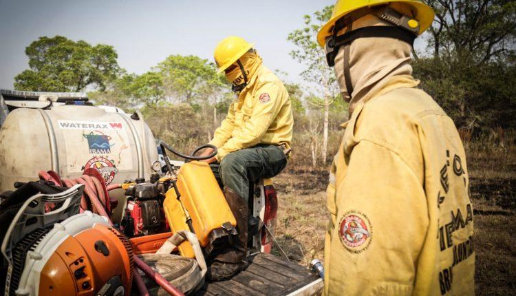 Em esforço sobre-humano, brigadistas colocam vida em risco para salvar Pantanal do fogo