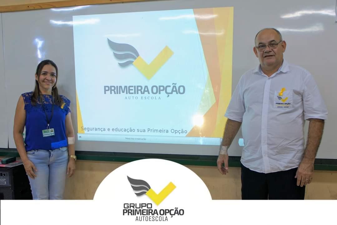 Autoescola Primeira Opção garante o melhor preço da capital e dá até 50% de desconto nas aulas práticas