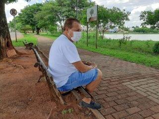 Com mais casos de dengue, moradores dizem que novo coronavírus mudou prioridades