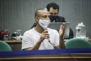 Durante julgamento, 'Cipriano do PCC' nega ter matado desafeto do CV com faca e machadinha