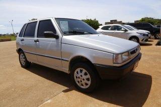 Feirão reúne 300 carros com preços entre R$ 10 mil e R$ 250 mil na Praça do Papa
