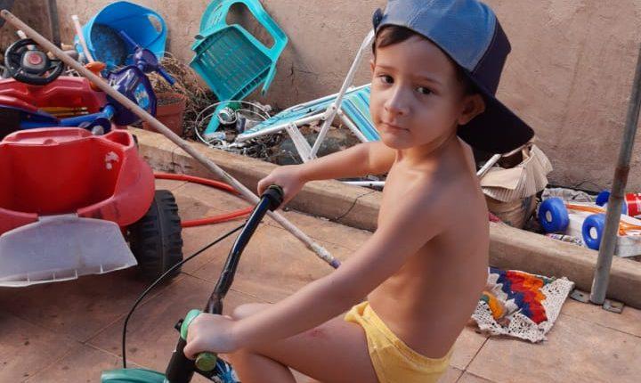 Restaurante envia 'pizza especial' para criança autista e surpreende família na Coophasul
