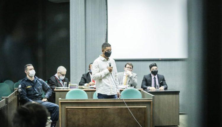 ‘Ele queria me atropelar e atirei', disse Igor durante julgamento por assassinato de motorista de aplicativo