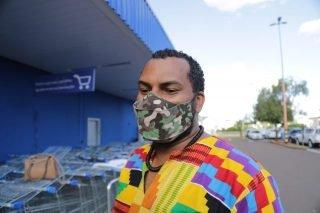 Supermercado de Campo Grande é alvo de protestos após morte de cliente no RS