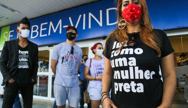 Supermercado de Campo Grande é alvo de protestos após morte de cliente no RS