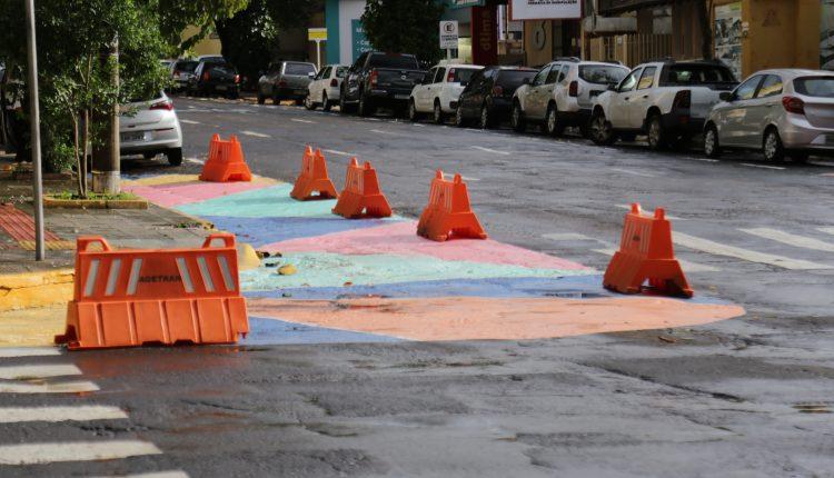 Novo corredor gastronômico de Campo Grande, José Antônio tem asfalto de várias cores