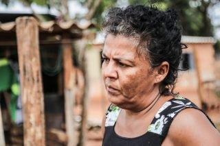 Com nova chuva e girinos aos montes, moradores da Aguadinha temem que comunidade se transforme em brejo