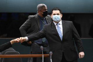 Eleição do presidente do Senado será na tarde desta segunda; Simone e mais quatro disputam