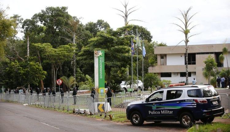 PM blinda Reinaldo na Governadoria contra protesto de motoristas por ICMS da gasolina