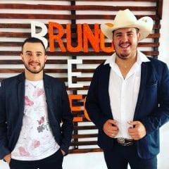 Cantor sertanejo fica sem leito de UTI e morre de Covid-19