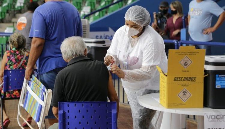 Com capacidade para imunizar pelo menos mil pessoas por dia, polo de vacinação no Guanandizão é inaugurado