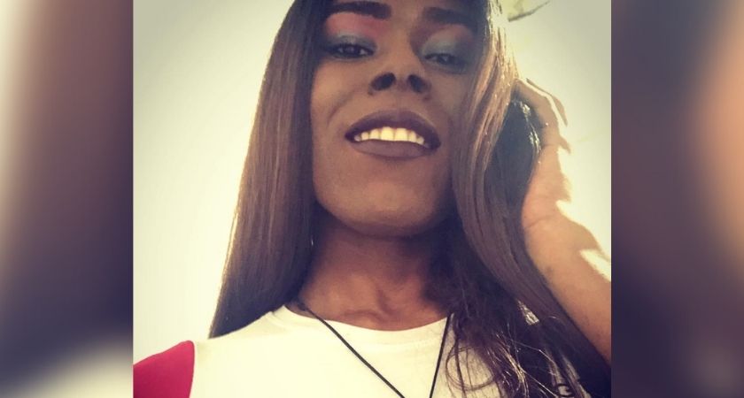 Alice é militar da Marinha na cidade de Ladário