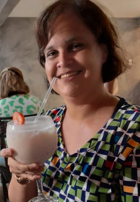 Andressa com drink não alcoólico
