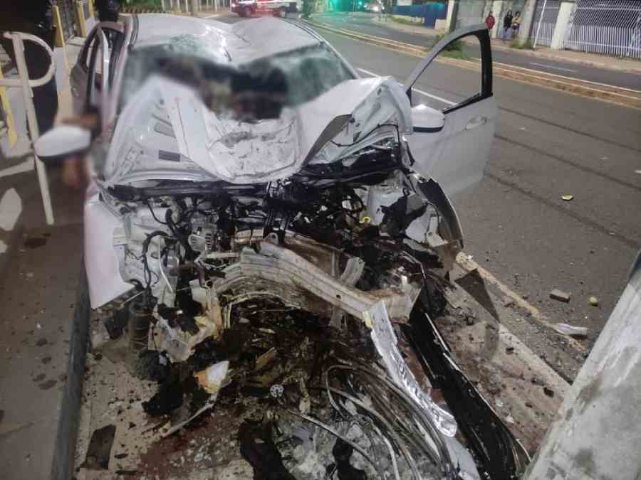 Motorista teria tirado racha com outro carro