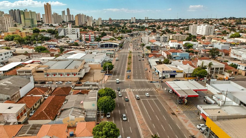 Avenida Fernando Corrêa da Costa