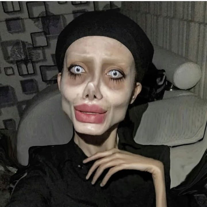 angelina jolie zumbi