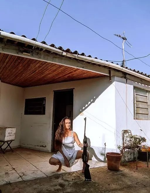 Edícula virou tapera para Ivana fazer registros como Juma - (Foto: Arquivo Pessoal)