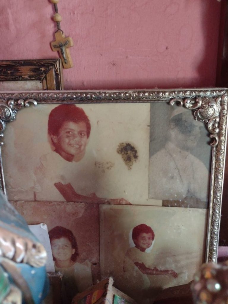 A menina Fatinha eternizada nas fotos guardadas por sua mãe - (Foto: João Ramos/Midiamax)