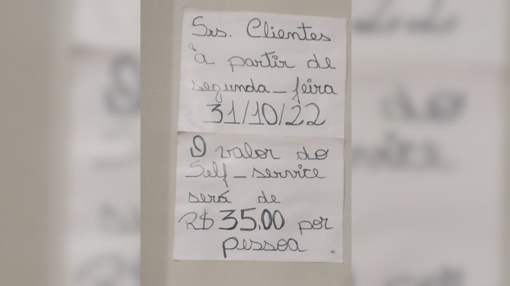 Placa avisa os clientes sobre o reajuste de preços. (Foto: Jornal Midiamax)