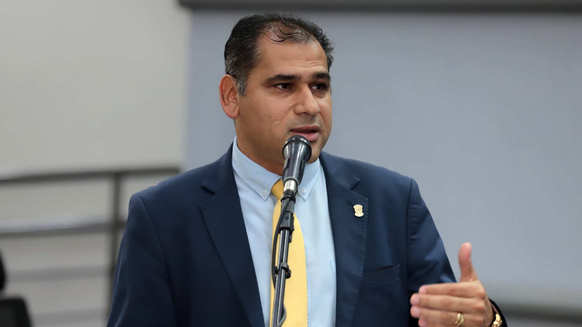 (Vereador Betinho deve assumir a presidência municipal do partido).