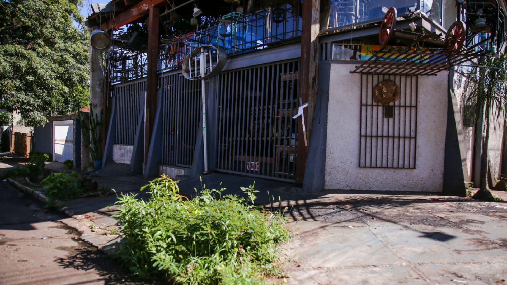 Casa de acumulador no Jardim Tv Morena