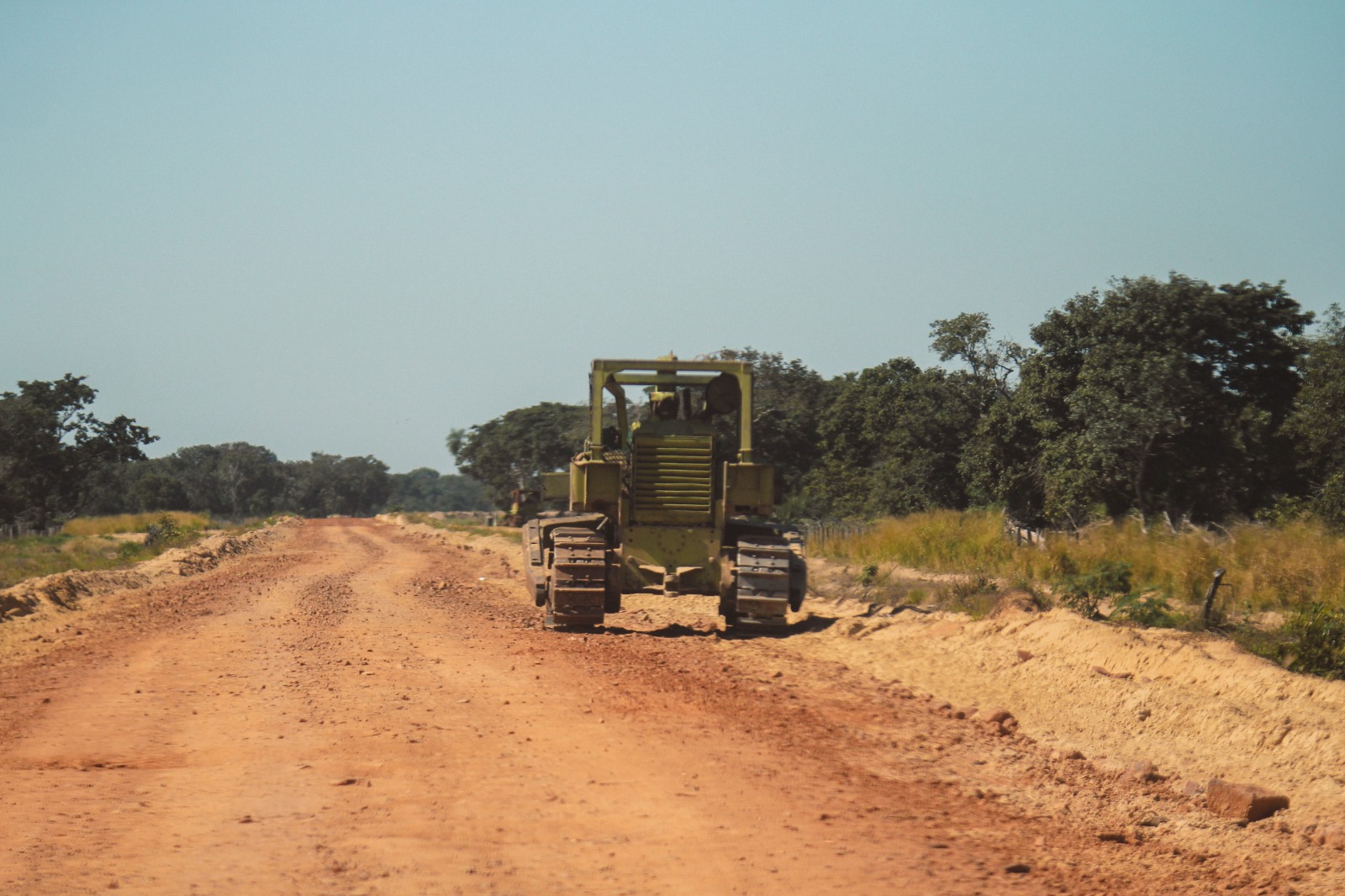 pantanal tce governo obras patrola