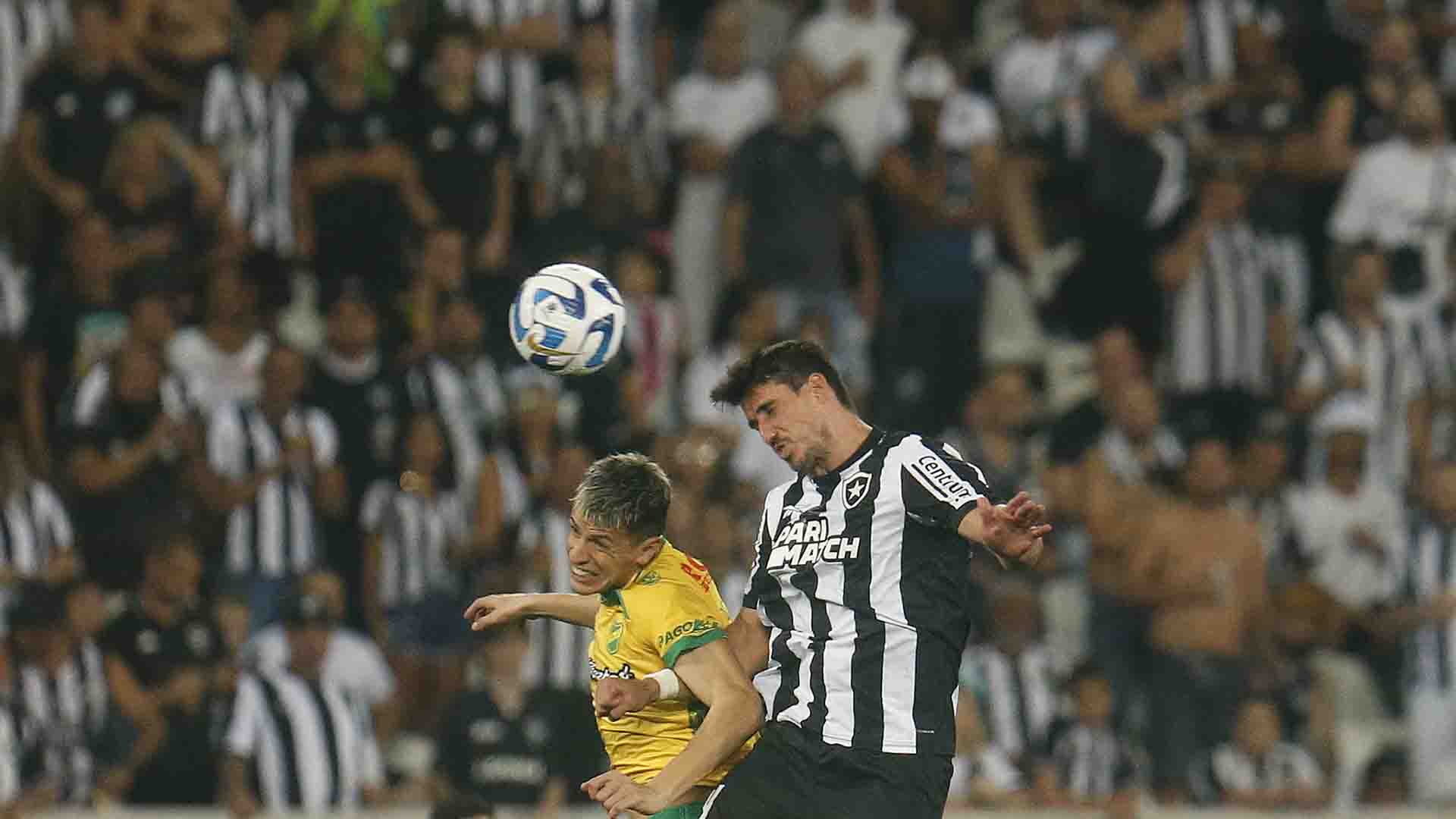 Botafogo teve resultado pouco positivo em casa contra o Defensa y Justicia (Vítor Silva, Botafogo)