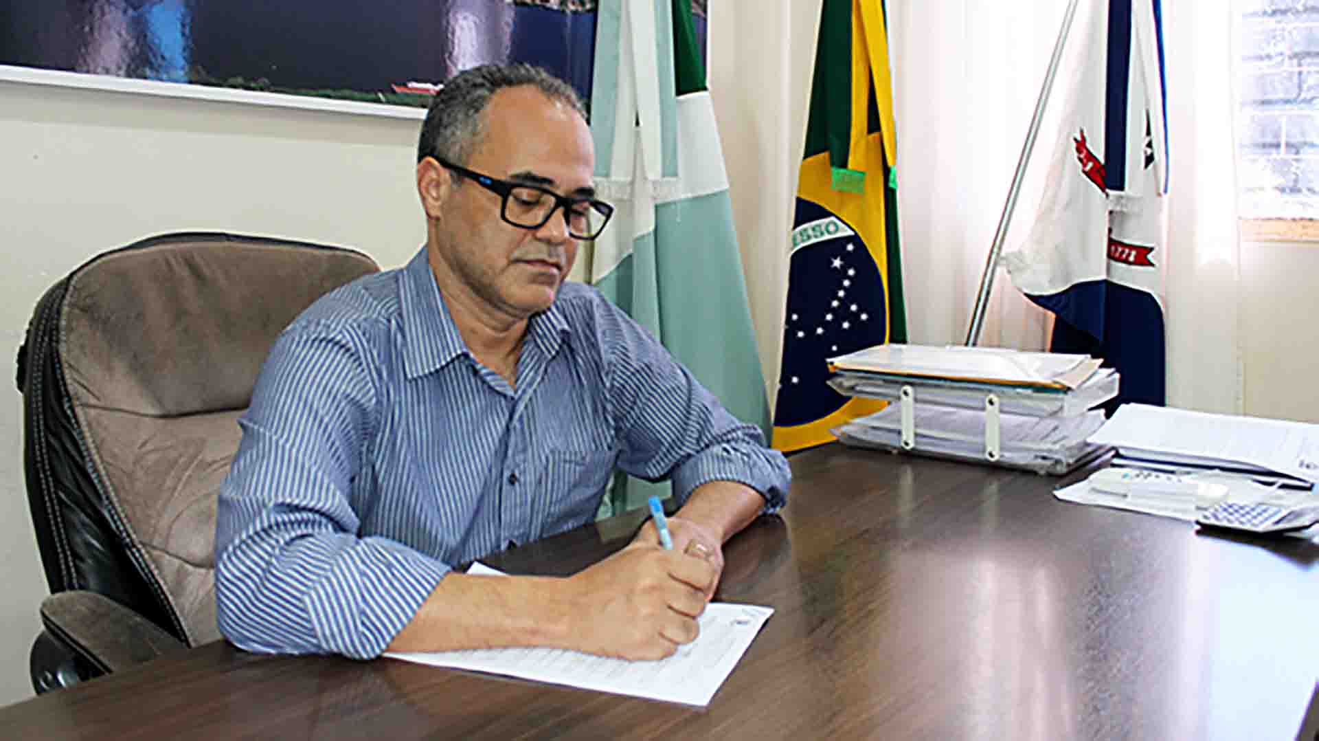 Prefeito Iranil previa fôlego para servidor com suspensão do pagamento de consignados (PML, Divulgação)