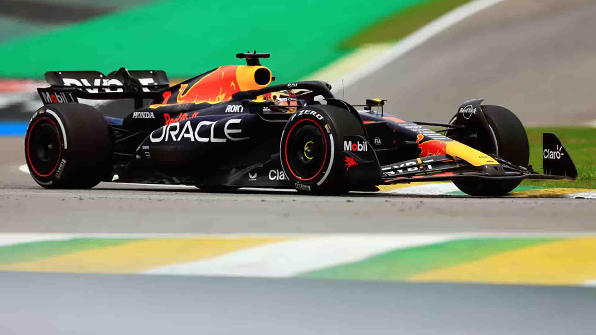 Red Bull ficou com a pole position do Grande Prêmio de São Paulo (F1.com/Reprodução)