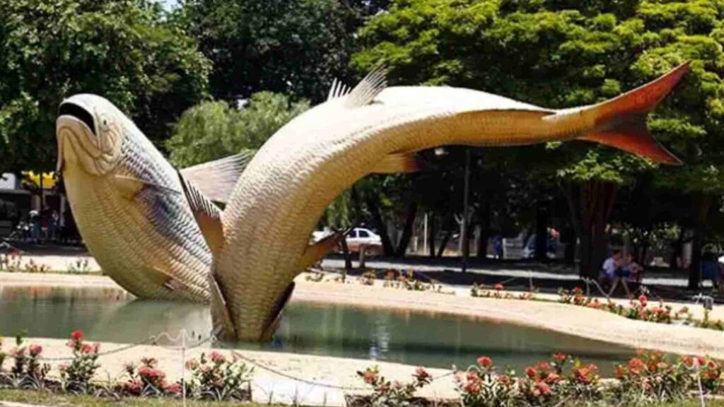 Praça principal da cidade