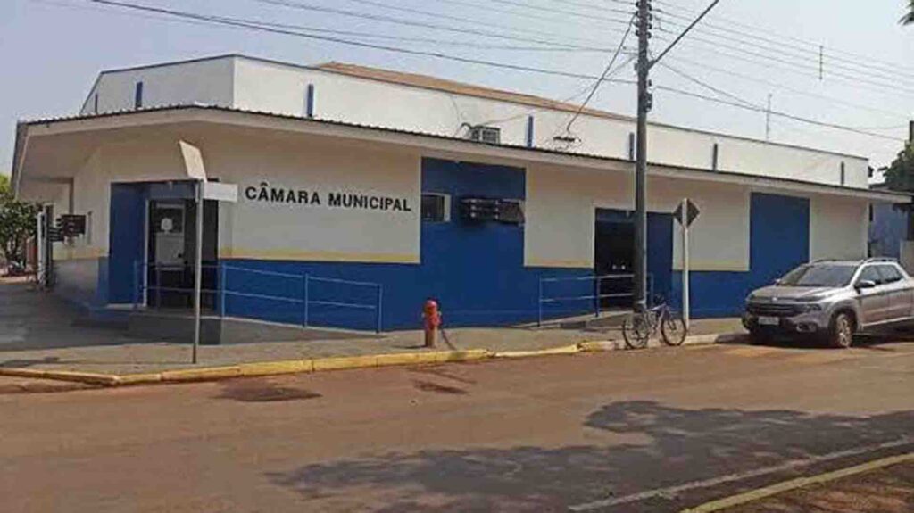 Prefeito atribui data da convocação de concursados à demora da Câmara em aprovar a realização de concurso (CMA, Divulgação)